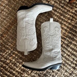 Ganni Leather Western Boots (Size EU39)